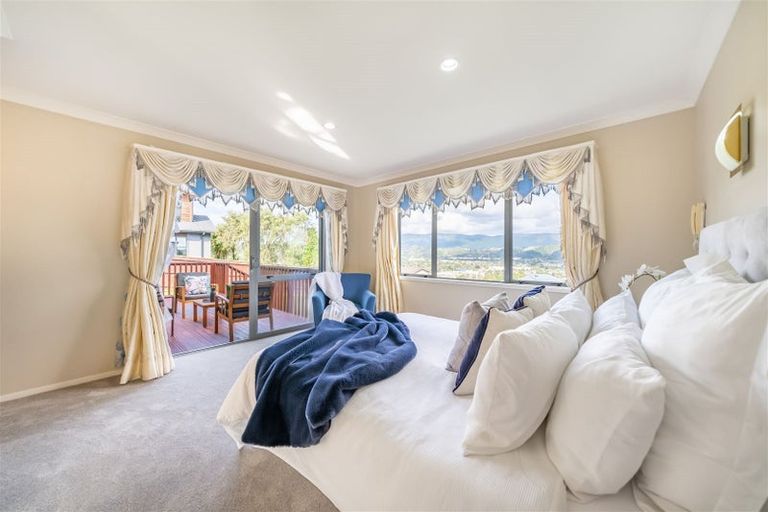 Photo of property in 13 Riverstone Drive, Riverstone Terraces, Upper Hutt, 5018