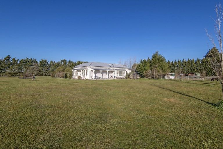 Photo of property in 1386 North Eyre Road, West Eyreton, Rangiora, 7475