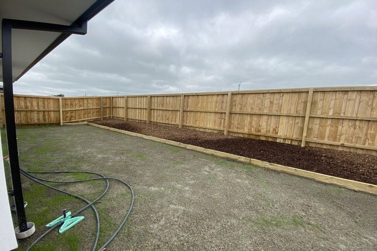 Photo of property in 18 Privet Way, Rolleston, 7678