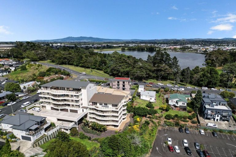 Photo of property in 40i Thackeray Street, Hamilton Lake, Hamilton, 3204