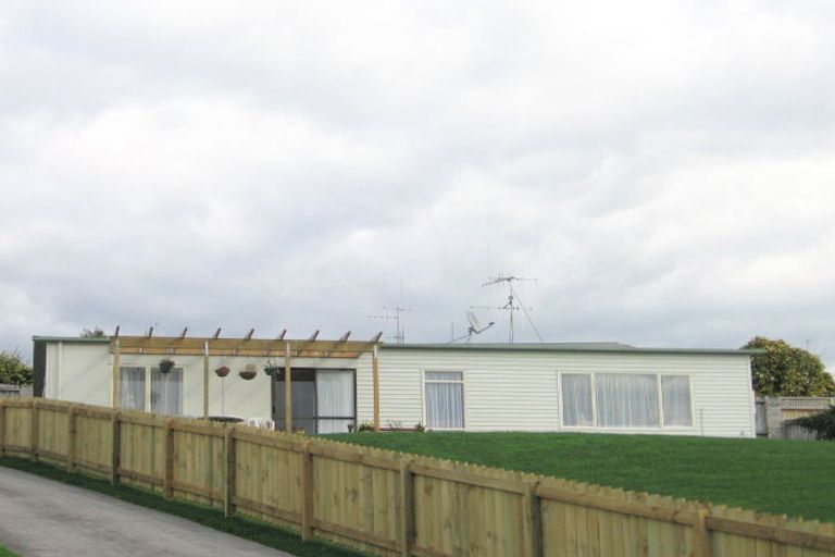 Photo of property in 3 Waikareao Way, Brookfield, Tauranga, 3110