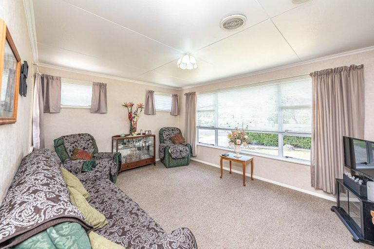 Photo of property in 40 Selwyn Crescent, College Estate, Whanganui, 4500