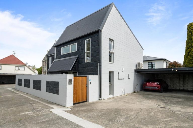 Photo of property in 20a Fairfield Avenue, Addington, Christchurch, 8024