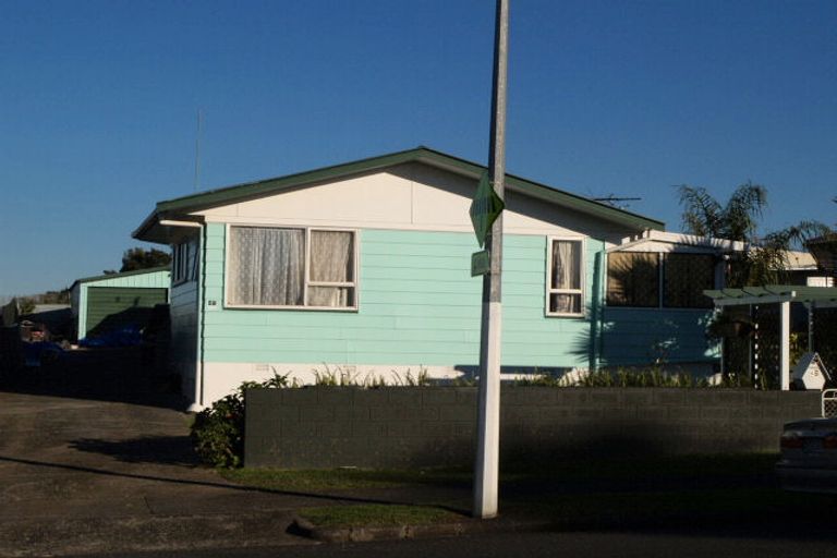 Photo of property in 47 Mckinstry Avenue, Mangere East, Auckland, 2024