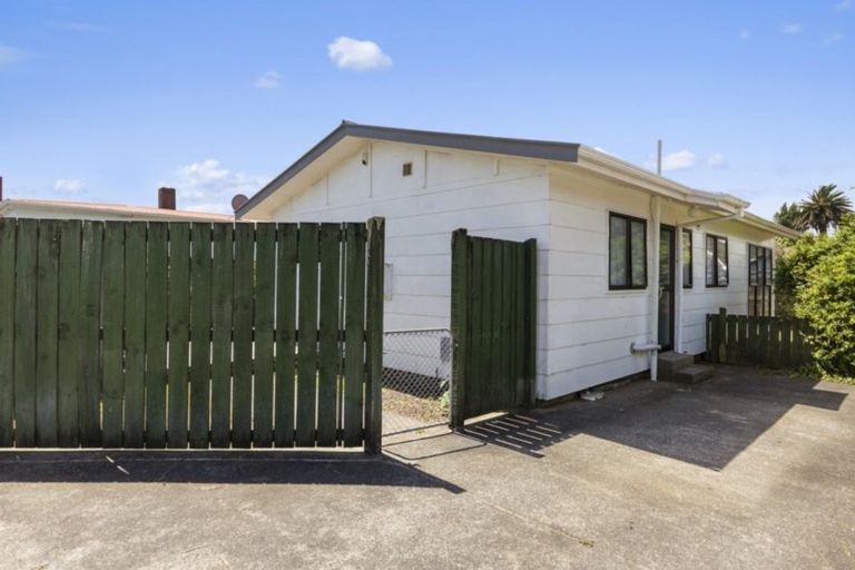 Photo of property in 118a Waiwhetu Road, Waterloo, Lower Hutt, 5011