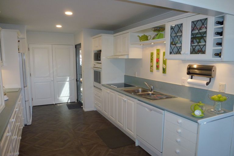 Photo of property in 63 Kamaka Crescent, Bridge Hill, Alexandra, 9320