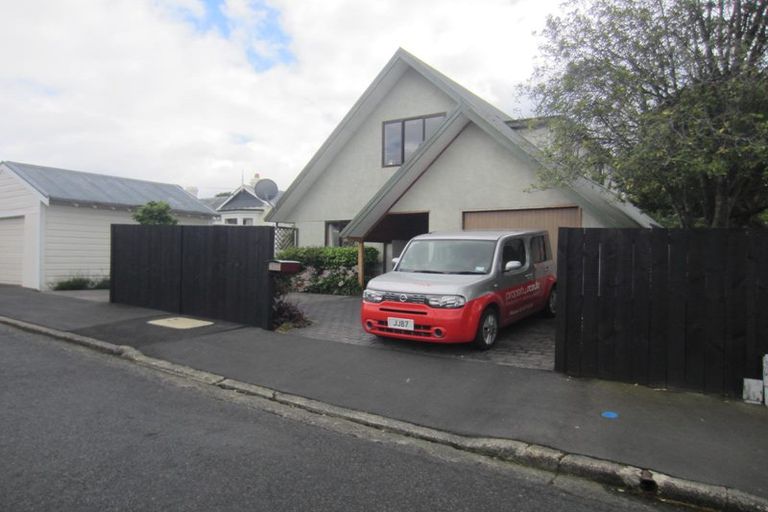 Photo of property in 43 Pacific Street, Roslyn, Dunedin, 9010