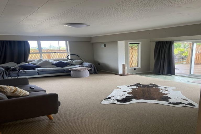 Photo of property in 147 Govett Avenue, Frankleigh Park, New Plymouth, 4310