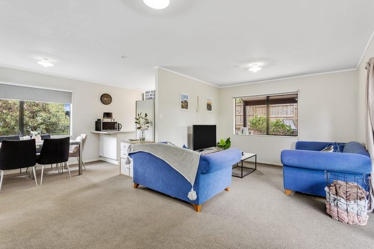 Photo of property in 1/181 Manuka Road, Bayview, Auckland, 0629