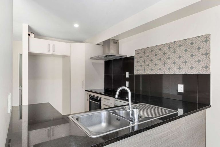 Photo of property in 6/45a Swanson Road, Henderson, Auckland, 0610