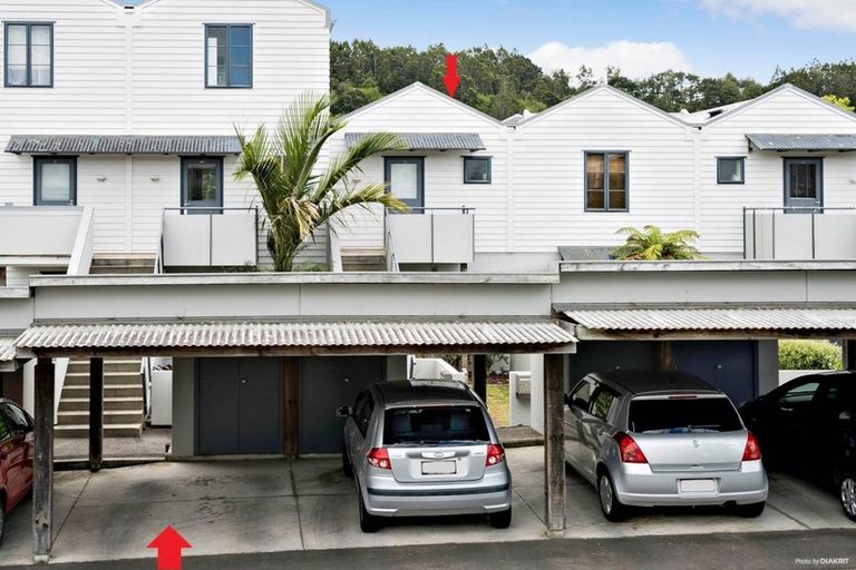 Photo of property in 13/5 Carolina Place, Albany, Auckland, 0632