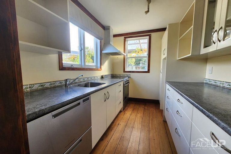 Photo of property in 56 Ngataringa Road, Devonport, Auckland, 0624