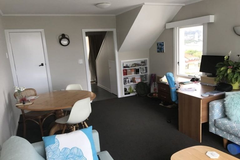 Photo of property in 16/4 Claremont Grove, Mount Victoria, Wellington, 6011