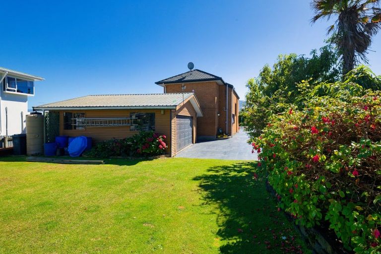Photo of property in 1 Tui Road, South Bay, Kaikoura, 7300