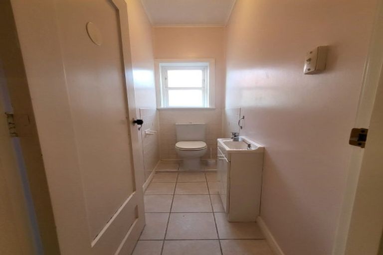 Photo of property in 95 Riverside Drive, Waiwhetu, Lower Hutt, 5010