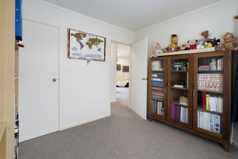 Photo of property in 106 Parnell Heights, Kelvin Grove, Palmerston North, 4414
