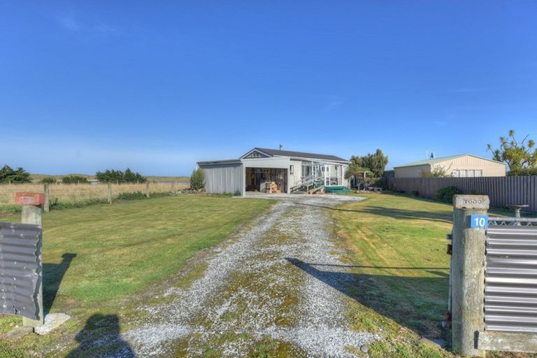 Photo of property in 10 Neva Street, Fortrose, Invercargill, 9875
