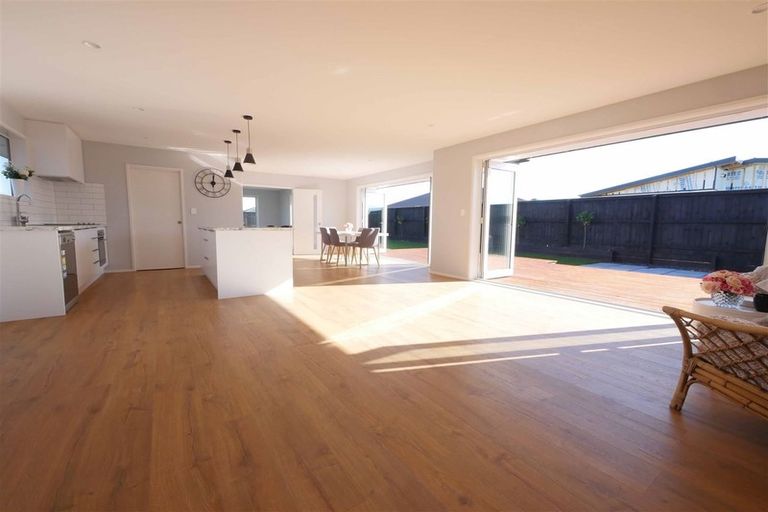 Photo of property in 7 Springbrook Close, Rangiora, 7400