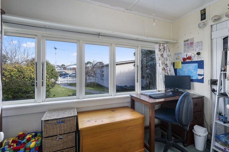Photo of property in 5 Karamu Street, Strandon, New Plymouth, 4312