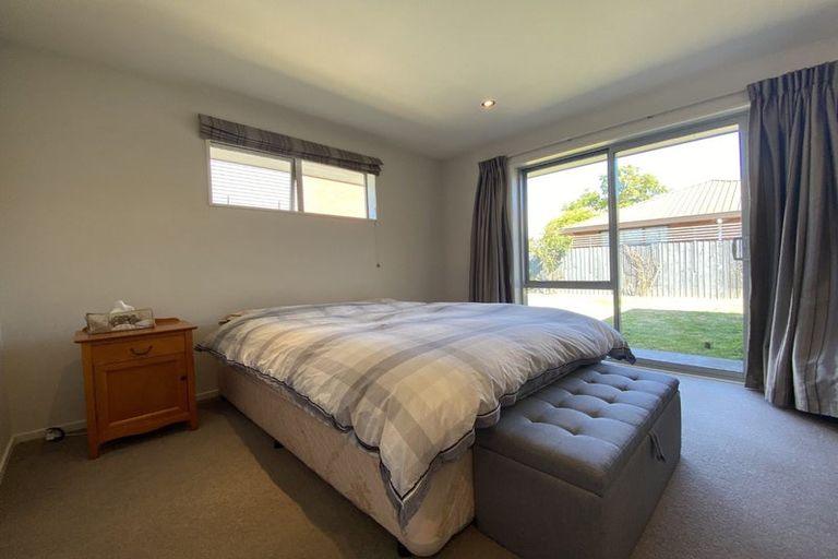 Photo of property in 10a Grassmere Street, Papanui, Christchurch, 8052