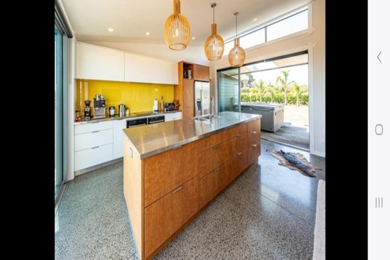 Photo of property in 106b Watt Livingstone Road, Westmere, Whanganui, 4574