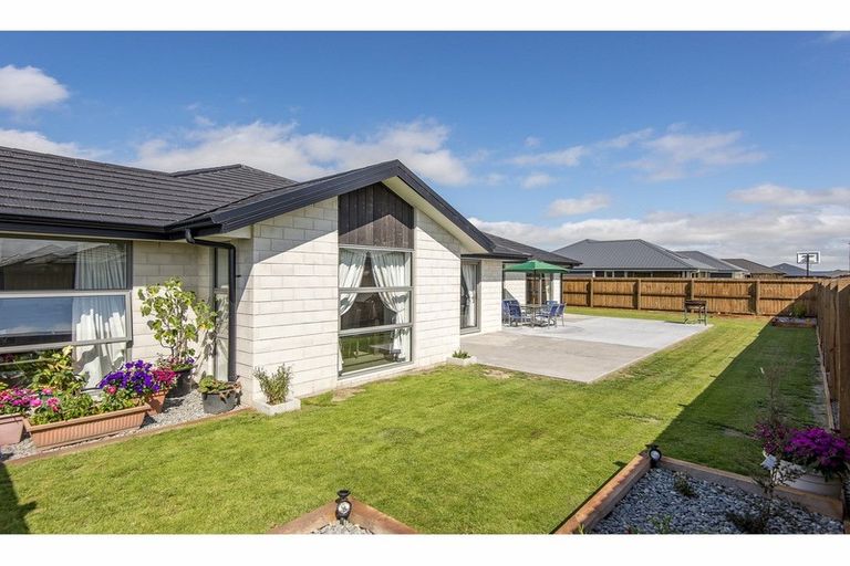 Photo of property in 4 Haymakers Crescent, Rolleston, 7614