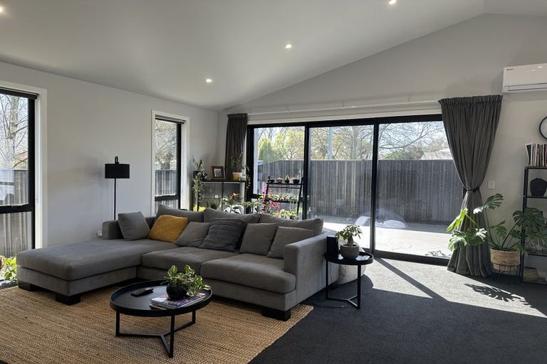 Photo of property in 8 Moore Street, Milton, 9220