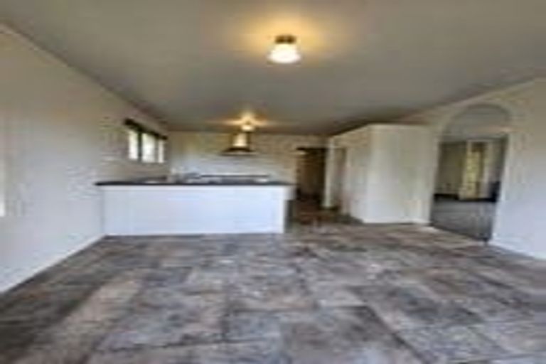 Photo of property in 33 Leaver Place, Weymouth, Auckland, 2103