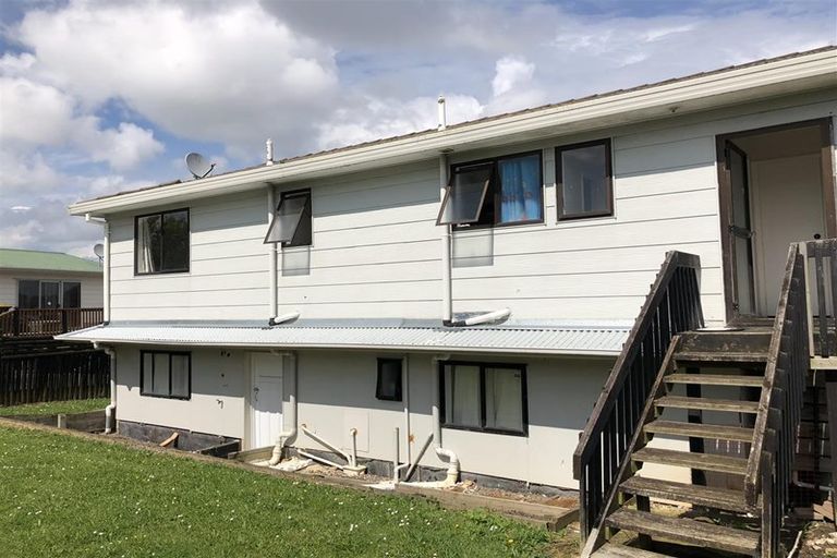 Photo of property in 132 Finlayson Avenue, Clendon Park, Auckland, 2103