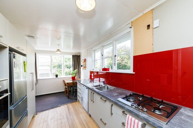 Photo of property in 5 Kupe Place, Highbury, Palmerston North, 4412