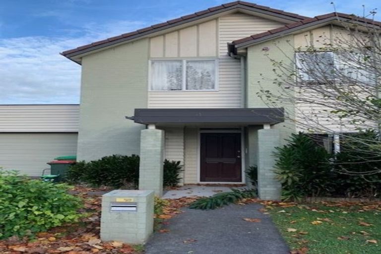 Photo of property in 2 Calumet Way, Takanini, 2112