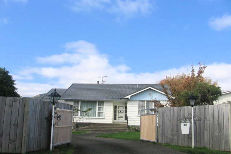 Photo of property in 28 Wai-iti Crescent, Woburn, Lower Hutt, 5010