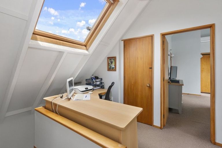 Photo of property in 43 Kidson Terrace, Cashmere, Christchurch, 8022