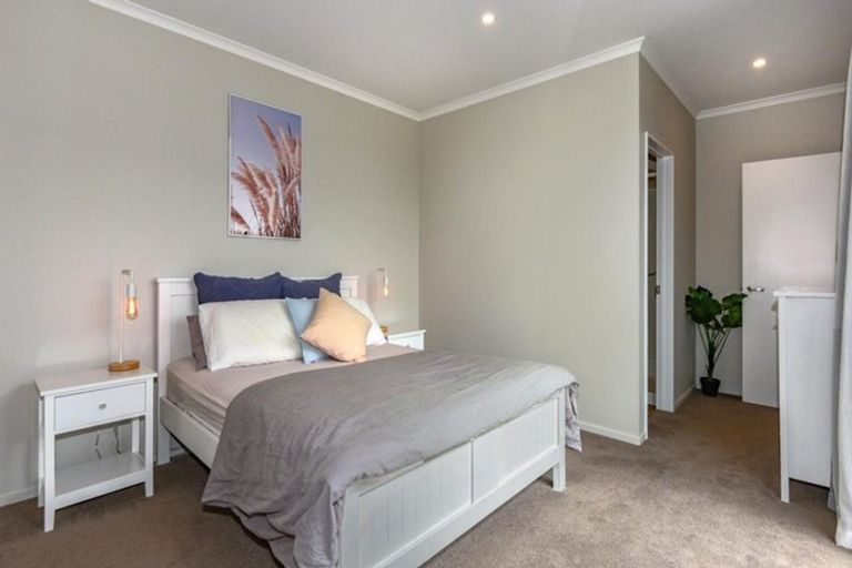 Photo of property in 26 George West Square West, Wigram, Christchurch, 8025