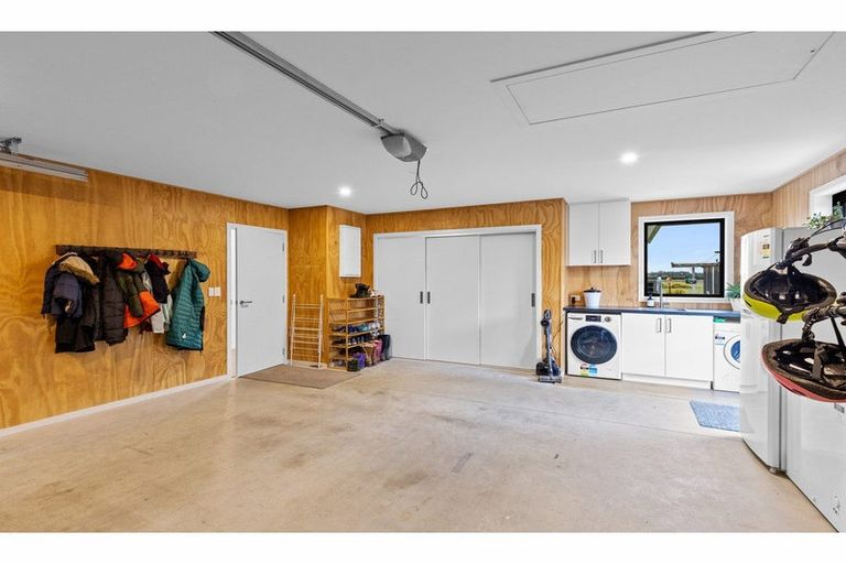 Photo of property in 32 Lindsay Way, Grasmere, Invercargill, 9810