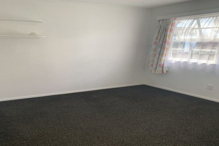 Photo of property in 81 Sycamore Drive, Sunnynook, Auckland, 0620