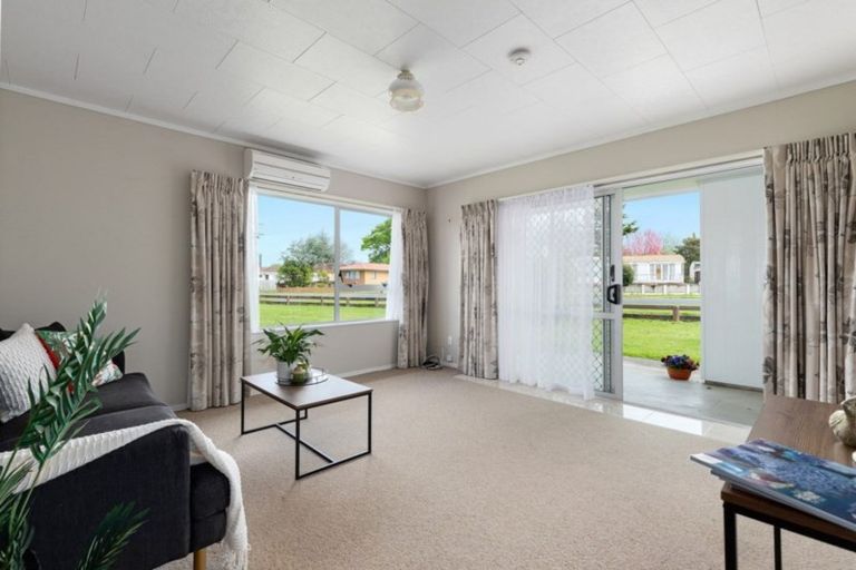 Photo of property in 1 Maber Place, Morrinsville, 3300