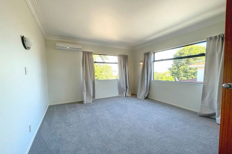 Photo of property in 2/27 Macleans Road, Bucklands Beach, Auckland, 2014