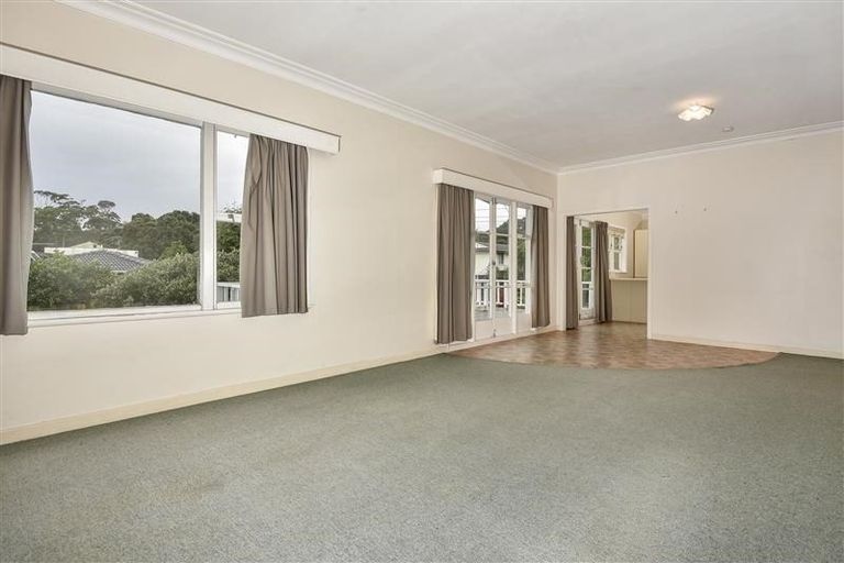 Photo of property in 25 Malvern Road, Morningside, Auckland, 1022