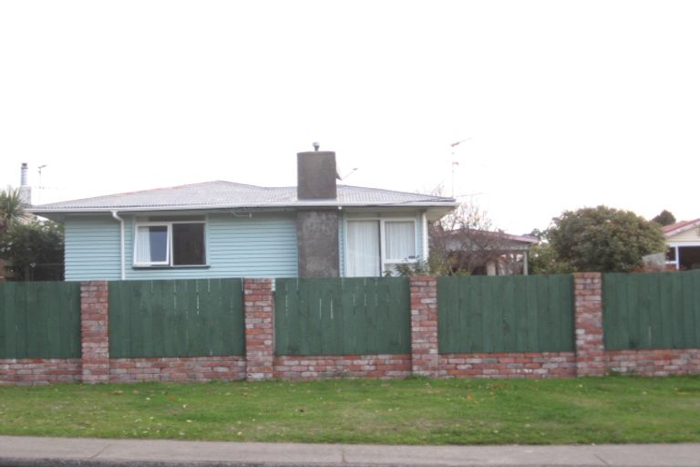 Photo of property in 80 Ruapehu Street, Paraparaumu, 5032