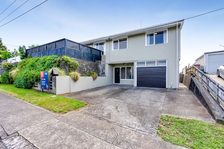 Photo of property in 3 Fernleigh Street, Ferndale, New Plymouth, 4310