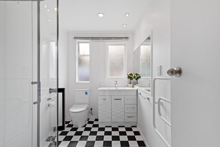 Photo of property in 22 Longfellow Street, Te Aroha, 3320