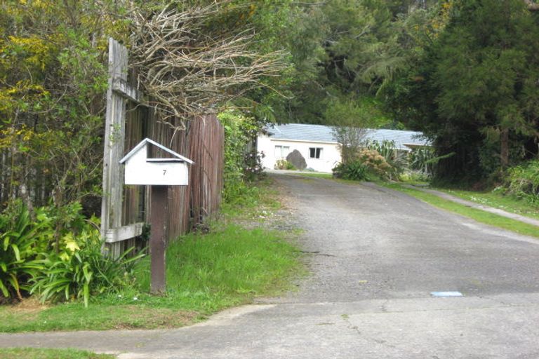 Photo of property in 7a Shaldon Crescent, Blagdon, New Plymouth, 4310