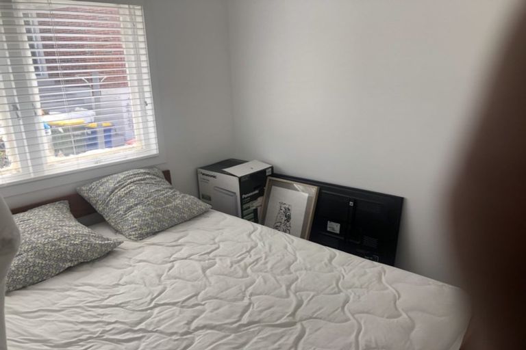 Photo of property in 40 Pooks Road, Ranui, Auckland, 0612