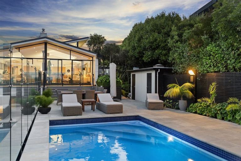 Photo of property in 134 Richmond Hill Road, Richmond Hill, Christchurch, 8081