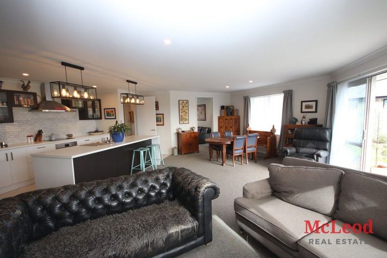 Photo of property in 37 Redhaven Rise, Netherby, Ashburton, 7700