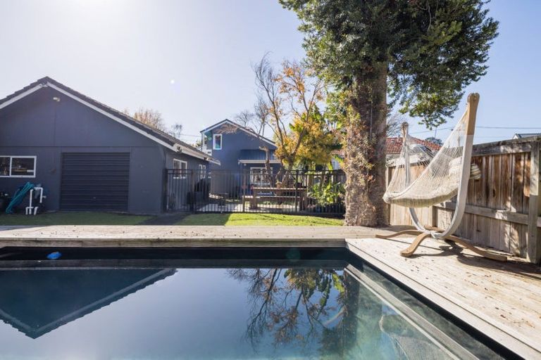 Photo of property in 325 River Road, Claudelands, Hamilton, 3214