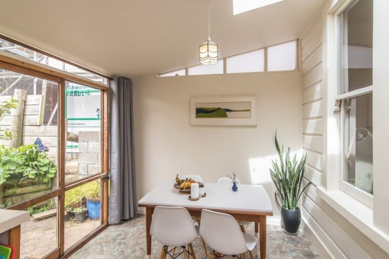 Photo of property in 97 Elizabeth Street, Mount Victoria, Wellington, 6011