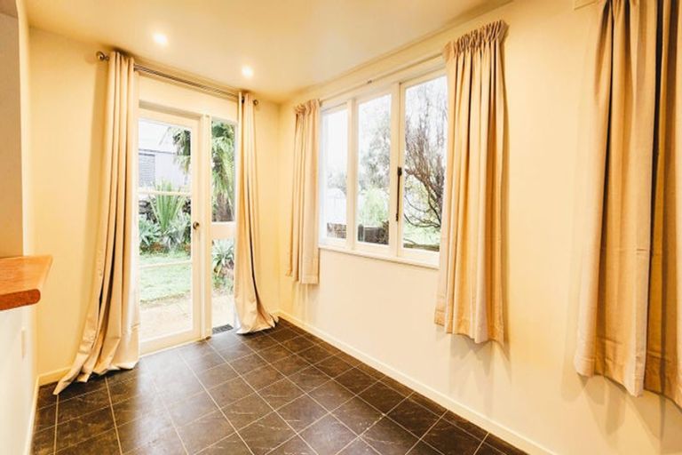 Photo of property in 15 Waiatawa Road, Tikipunga, Whangarei, 0112