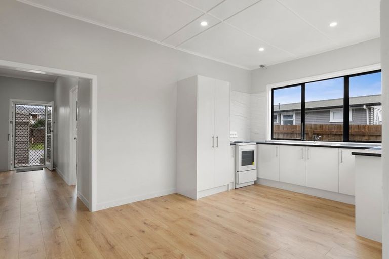 Photo of property in 40a Plunket Avenue, Papatoetoe, Auckland, 2104